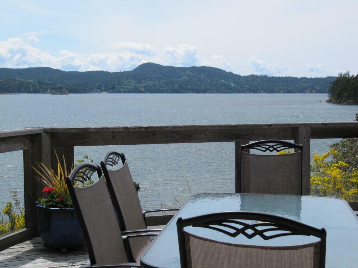 Arbutus Cove Guesthouse Metchosin Buitenkant foto
