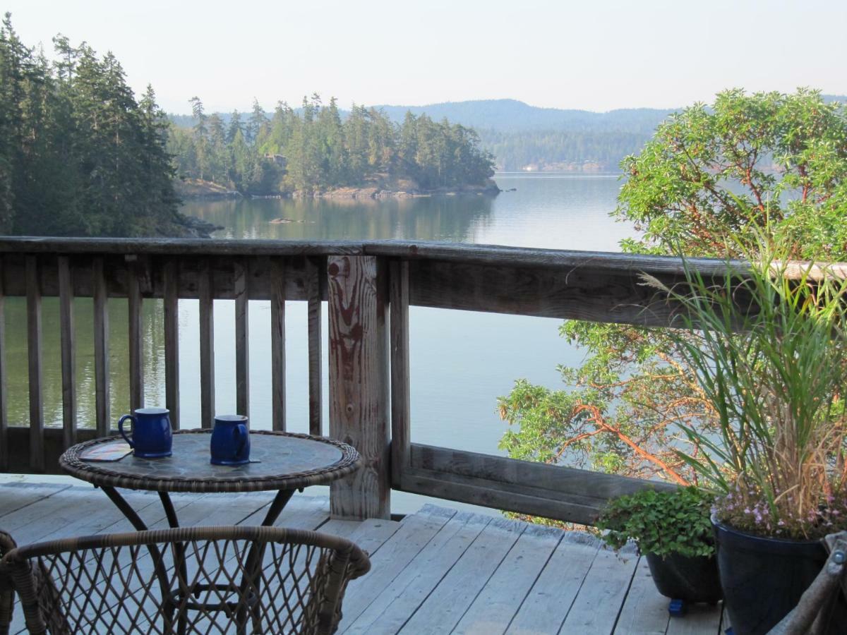 Arbutus Cove Guesthouse Metchosin Buitenkant foto